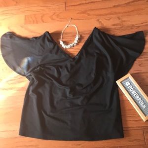 NWOT Eloquii V Neck Top